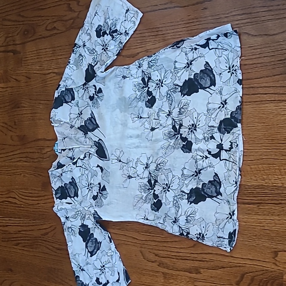 Resort Size Large Black and White Floral Beach Cover-up